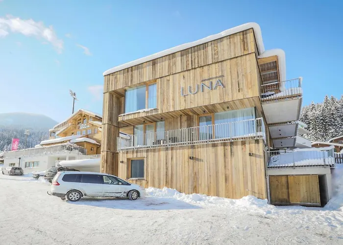 Luna * Flachau