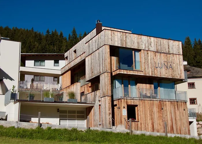 Luna * Flachau